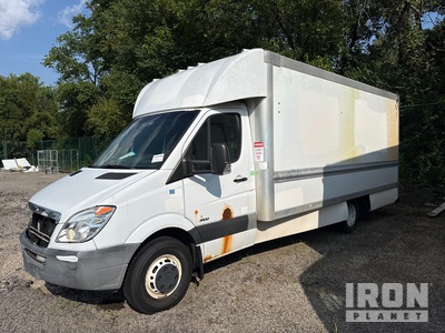 2009 Freightliner Sprinter 3500 4x2 Van Truck