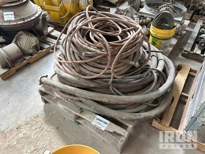 Air and water hoses different sizes. Manguera