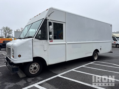 2006 Ford E-350 4x2 Step Van (Inoperable)