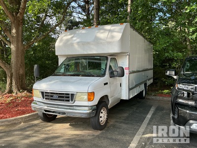 2007 Ford E-350 4x2 Cargo Step Van