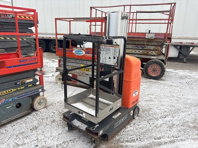 2002 JLG 20DVL Elevador vertical