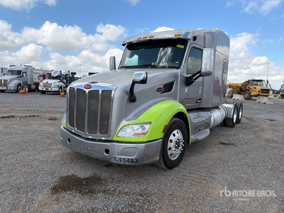 2015 Peterbilt 579 6x4 3- Achs Sattelzugmaschine mit Schlafkabine