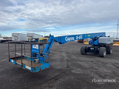 2017 Genie S-85 4WD Diesel Teleskoparbeitsbühne