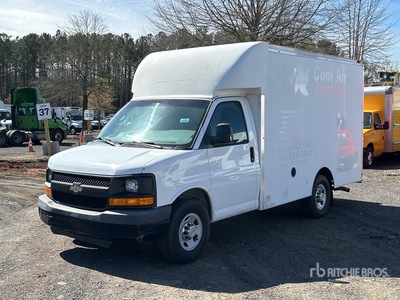 2013 Chevrolet Silverado 2500 4x2 Van Truck