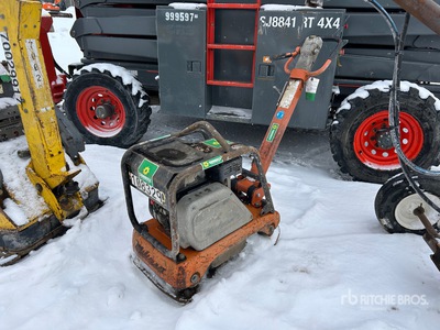 2016 MQ MVH150VGH Vibratory Plate Compactor