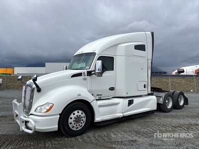 2022 Kenworth T680 6x4 Cabeza Tractora Cabina Dormitorio