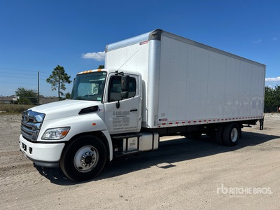 2023 Hino 268 4x2 Furgonetka