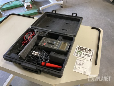 Fluke 27/FM Multimeter