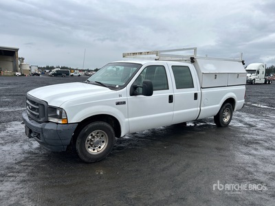 2004 Ford F-350 XL 4x2 Crew Cab Pickup