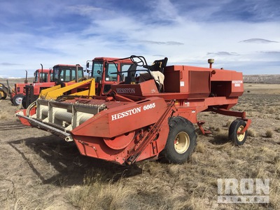 Hesston 6550 12 ft 0 in Swather Windrower