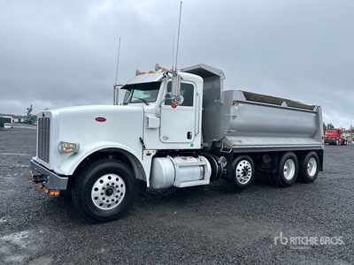 2019 Peterbilt 367 8x4 4-Achs Kipper-Lkw