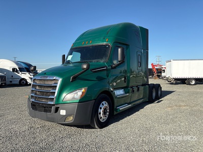 2018 Freightliner Cascadia 126 6x4 T/A Sleeper Truck Tractor