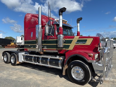 2013 Western Star 6900FX 6x4 Cabina con cuccetta per trattore stradale