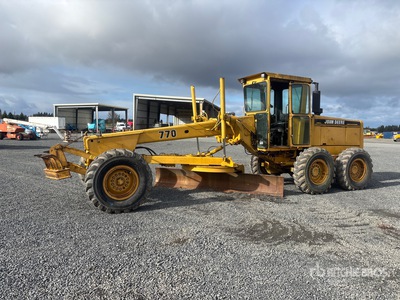 1977 John Deere 770 Motor Grader