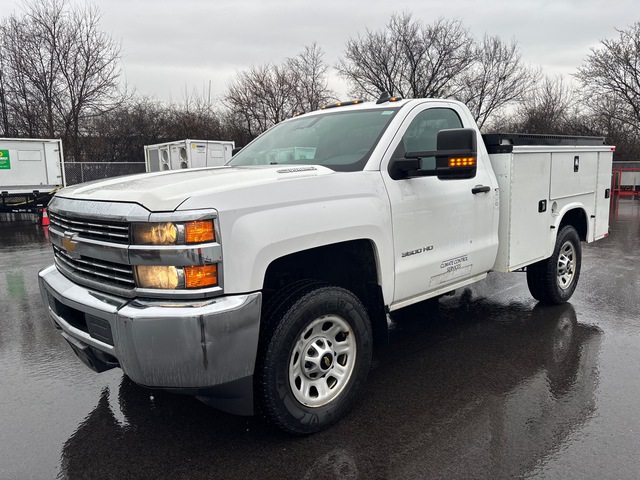 2016 Chevrolet Silverado 3500HD 4x4 Utility Truck