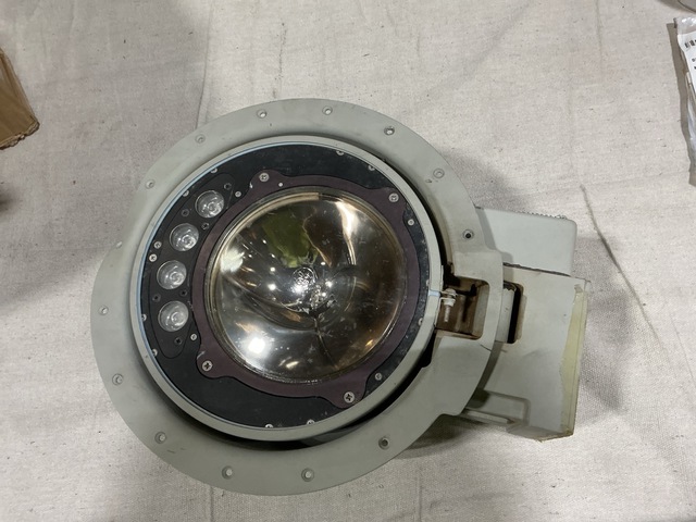CEF Industries 8555M9 Retractable Landing Light