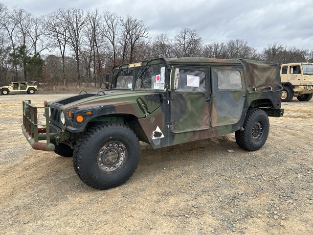 AM General M1097R1 HMMWV 4 Door Soft Top w/Truck Body
