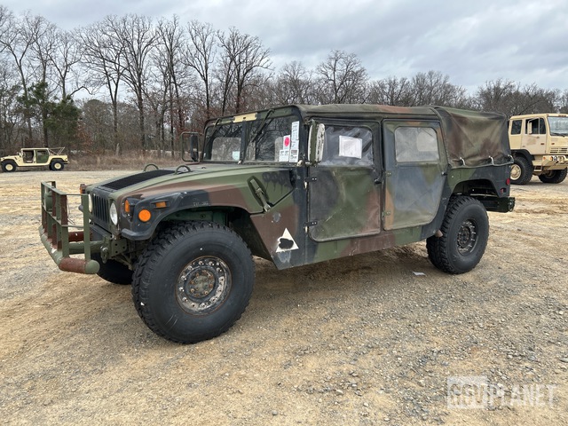 AM General M1097R1 HMMWV 4 Door Soft Top w/Truck Body