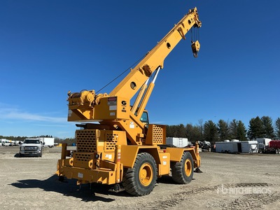 1990 Grove RT630B Kraan voor ruw terrein