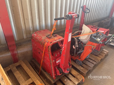 Weber CR8 Vibratory Plate Compactor