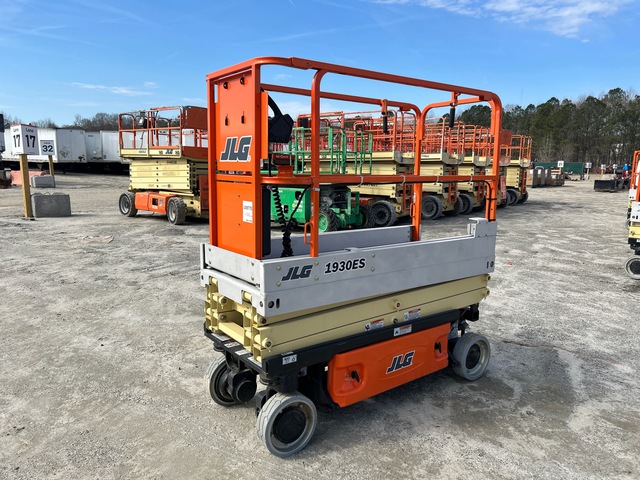 2013 JLG 1930ES Electric Scissor Lift 2013 JLG 1930ES Electric Scissor Lift