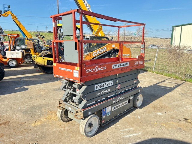 2017 Skyjack SJ3226 Electric Scissor Lift