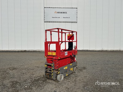 2018 Genie GS1932 Electric シザーリフト (Inoperable)