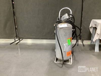 B&B Tritech 0020SS Pressure Cleaner