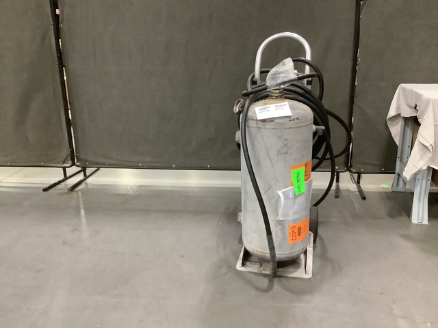 B&B Tritech 0020SS Pressure Cleaner