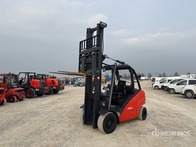 Linde H35 Forklift