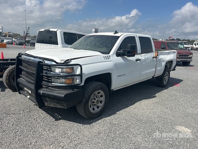 2016 Chevrolet Silverado 2500 HD 4x4 Crew Cab Pickup