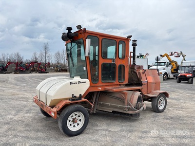 2010 Broce RCT-350 Self-Propelled Broom