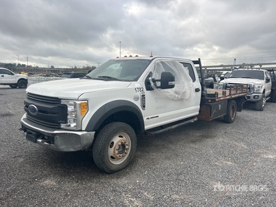 2017 Ford F-550 XL 4x4 Crew Cab Camion à Plateau