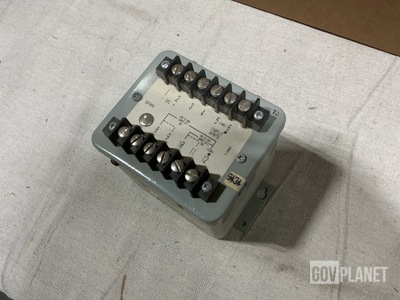 (6) Esterline PF-34A4 Power Factor Transducers