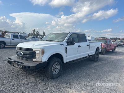 2018 Ford F-350 XL 4x4 Crew Cab ピックアップ