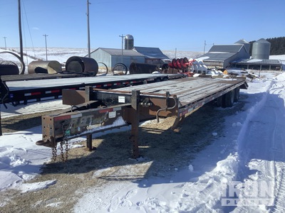 2012 Diamond C Trailer Mfg 32 ft T/A Equipment Trailer