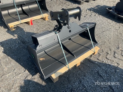 2025 Haener HHG3120-SYM-MS03 Tilt Ditch Excavator Bucket (Unused)