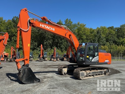 2020 Hitachi ZX200-6 حفارة بجنزير