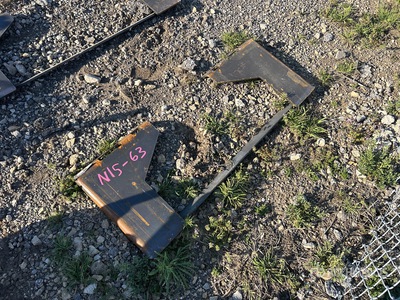 2025 Wolverine QMP1-16-10T Skid Steer Attachment Mounting Plate (Unused)