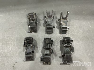 (220) Exelis A3256368 Viewer Mounts