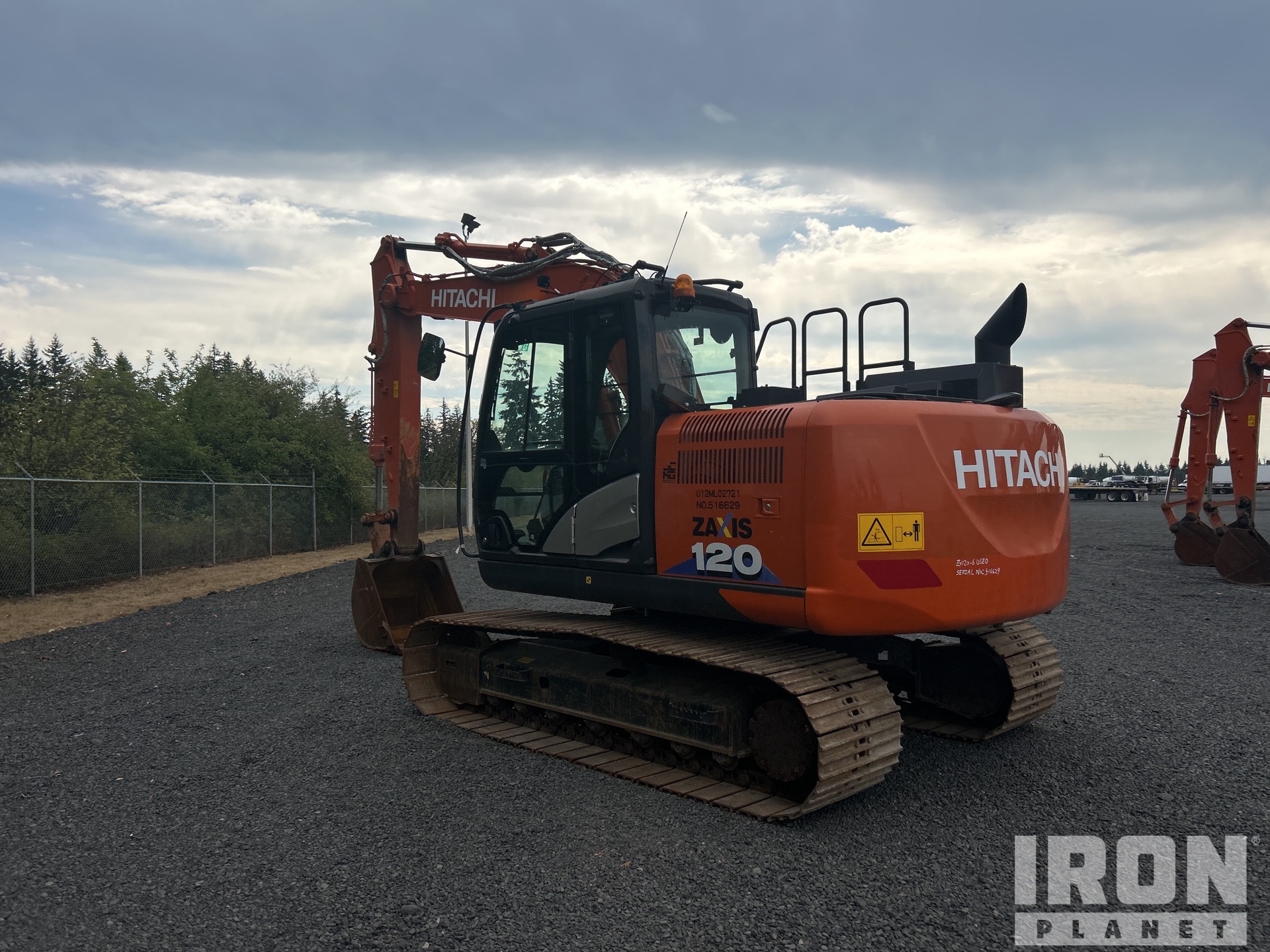 2021 Hitachi ZX120-6 Tracked Excavator in Chehalis, Washington