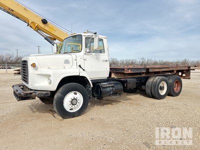 1987 Ford 8000 6x4 Camión Caja Abierta (Inoperable)