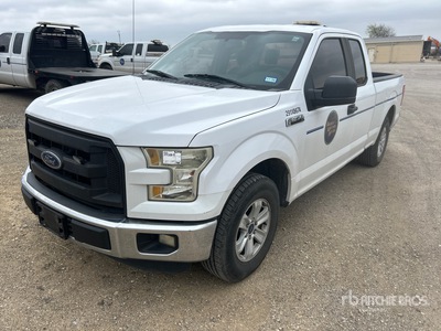 2015 Ford F-150 XL 4x2 Extended Cab Pickup