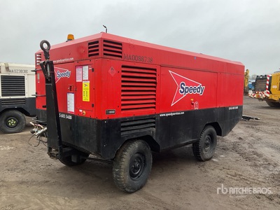 2010 Doosan 2/235 825/170 Mobile Air Compressor