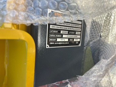 2025 STARVOX JL830 2 Post 10000 lb Vehicle Lift (Unused)