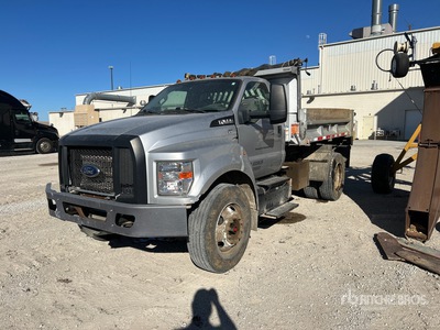 2019 Ford F-650 XLT 4x2 Tipper Truck