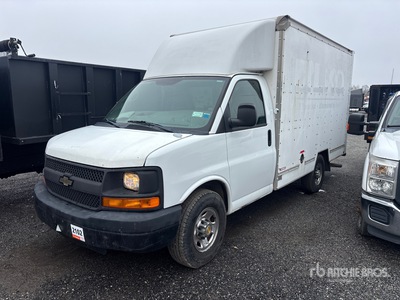 2013 Chevrolet Express 3500 4x2 Van Truck