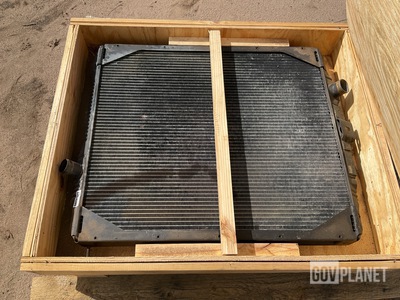 AM General 12469365 Radiator