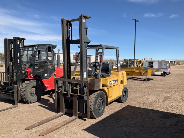Cat DP40KT Forklift