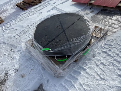 Quantity of (4) 42 in Outrigger Pads